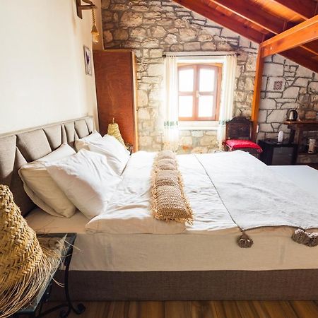 Lavantali Konak Otel Restoran Seferihisar Luaran gambar