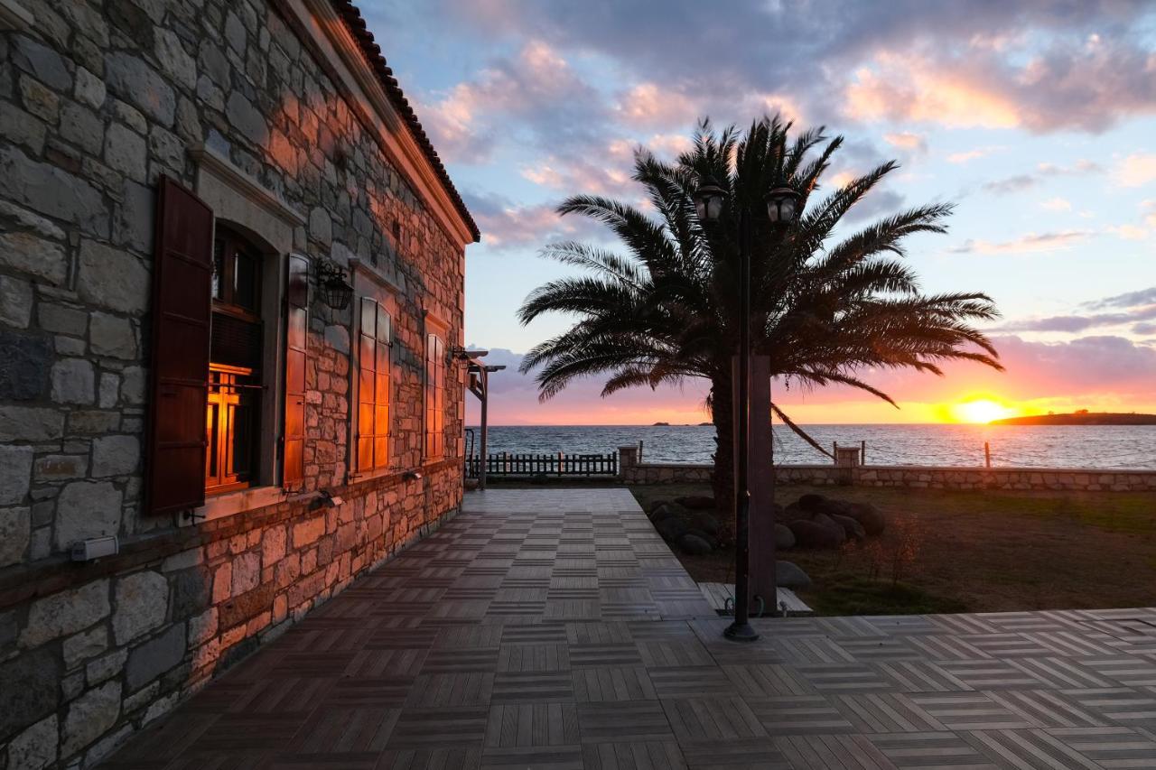 Lavantali Konak Otel Restoran Seferihisar Luaran gambar