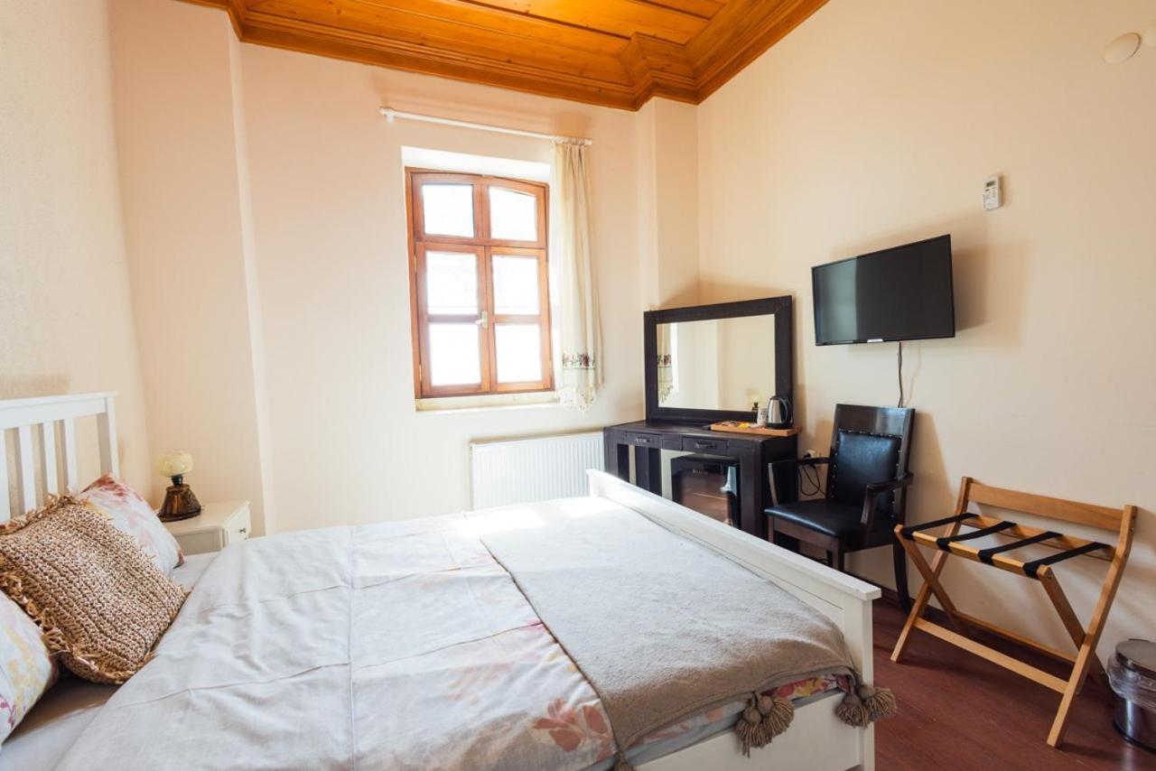 Lavantali Konak Otel Restoran Seferihisar Luaran gambar