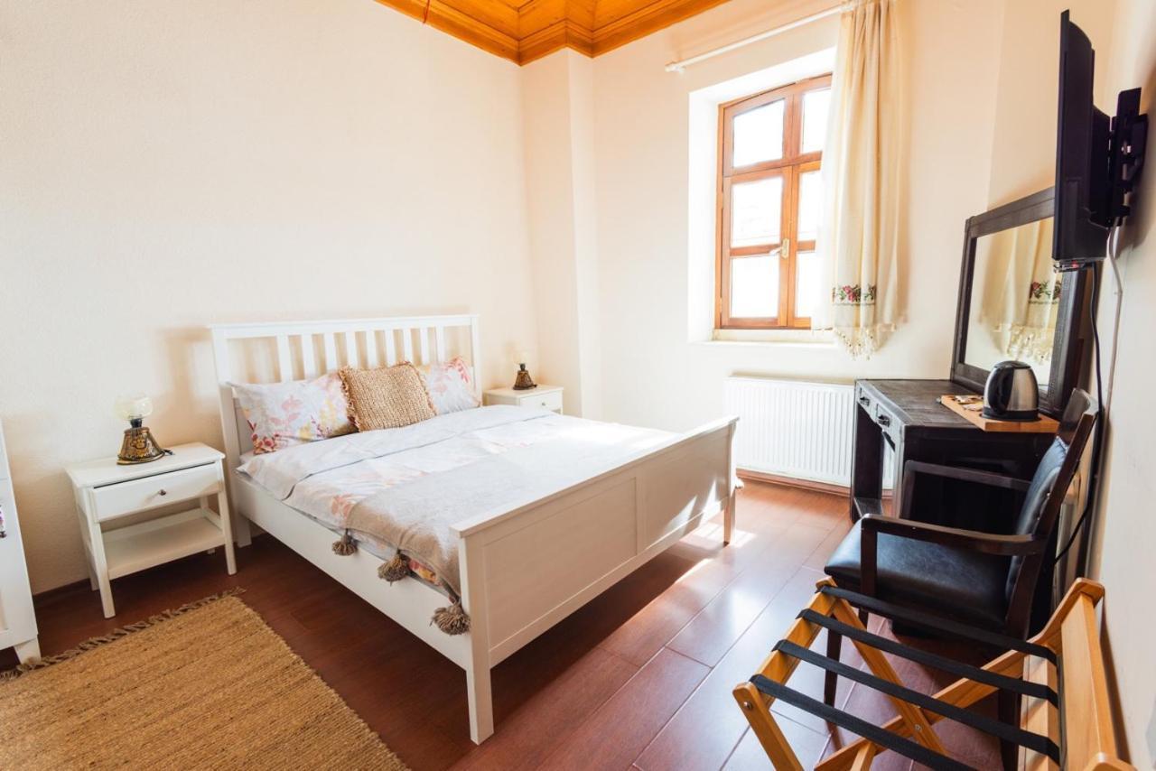 Lavantali Konak Otel Restoran Seferihisar Luaran gambar