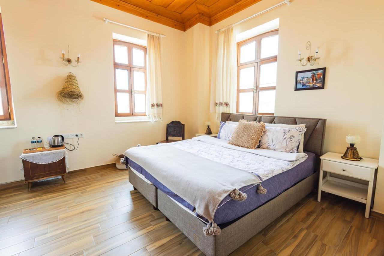 Lavantali Konak Otel Restoran Seferihisar Luaran gambar